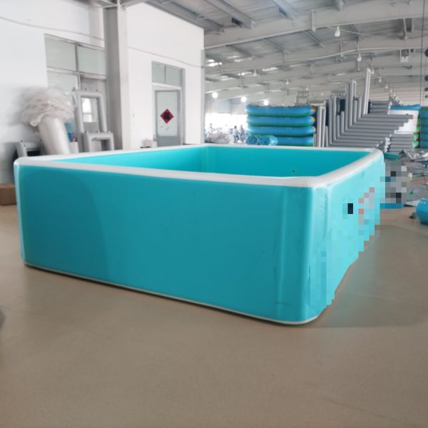 ⁦Large Cold Bath Pool For Muscle Recovery⁩ - الصورة ⁦3⁩